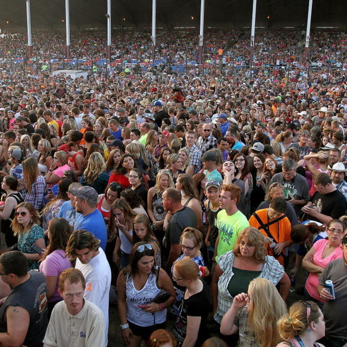 Higher Fun Card Prices Would Bring Bigger Acts To Mvf Fun And Entertainment Qctimes Com Mississippi Valley Fair 2022 Grandstand Acts