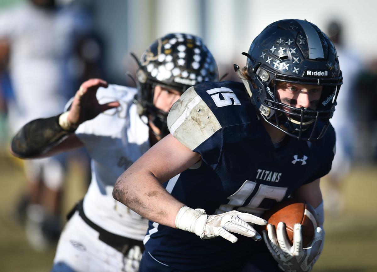 Annawan-Wethersfield football out to prove they are among state's best Annawan-Wethersfield football out to prove they are among state's best