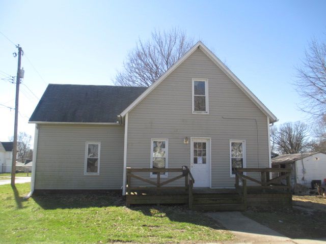 4 Bedroom Home in Kewanee - $27,500