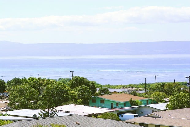 Hawaii hit by tsunami