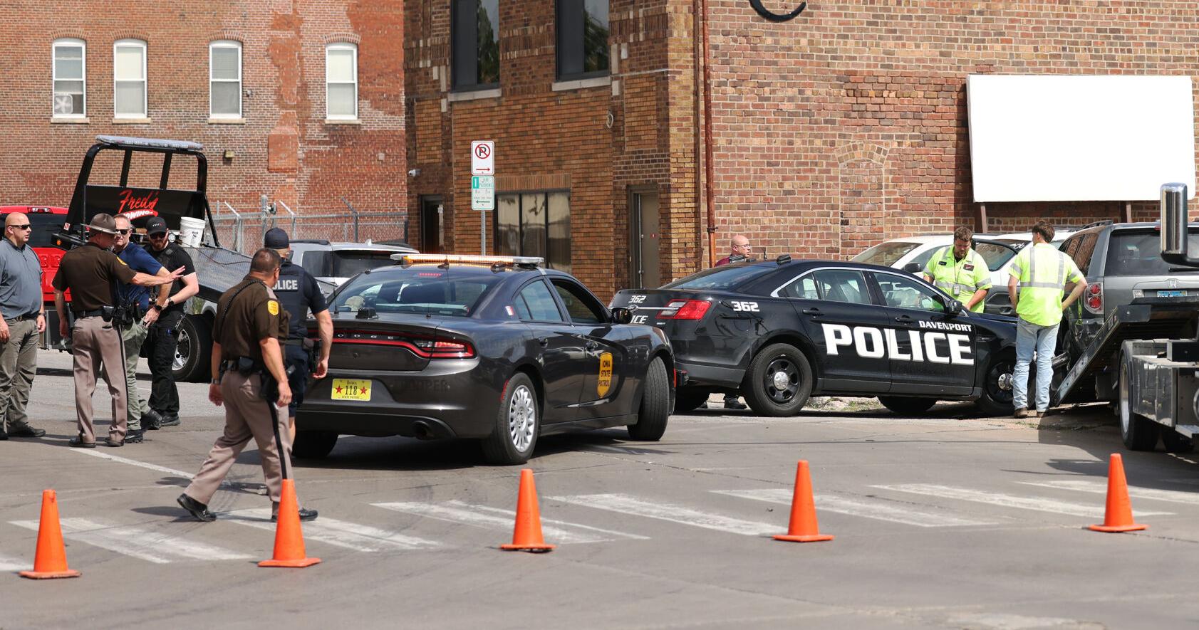 Man arrested in Davenport after police chase Wednesday - Vimarsana News