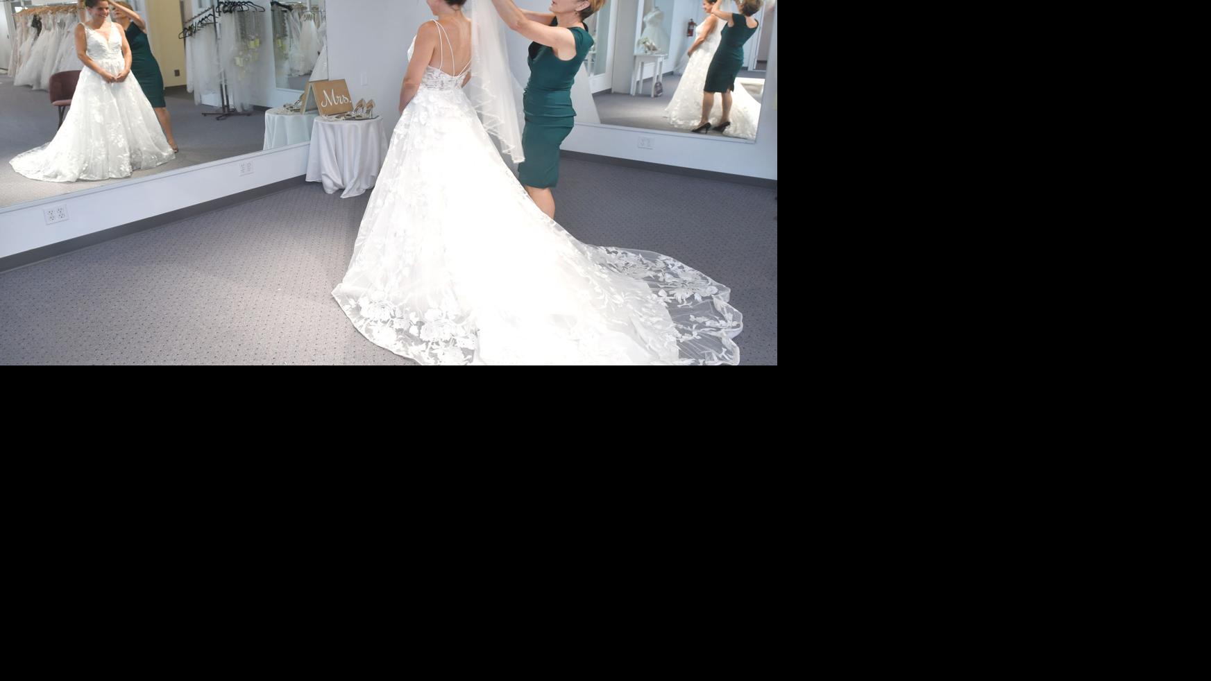 ‘The inquiries are almost nonstop’: Quad-City wedding vendors struggle to keep up with demand | Business & Economy