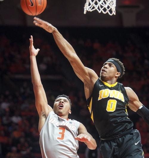 Iowa Illinois Basketball