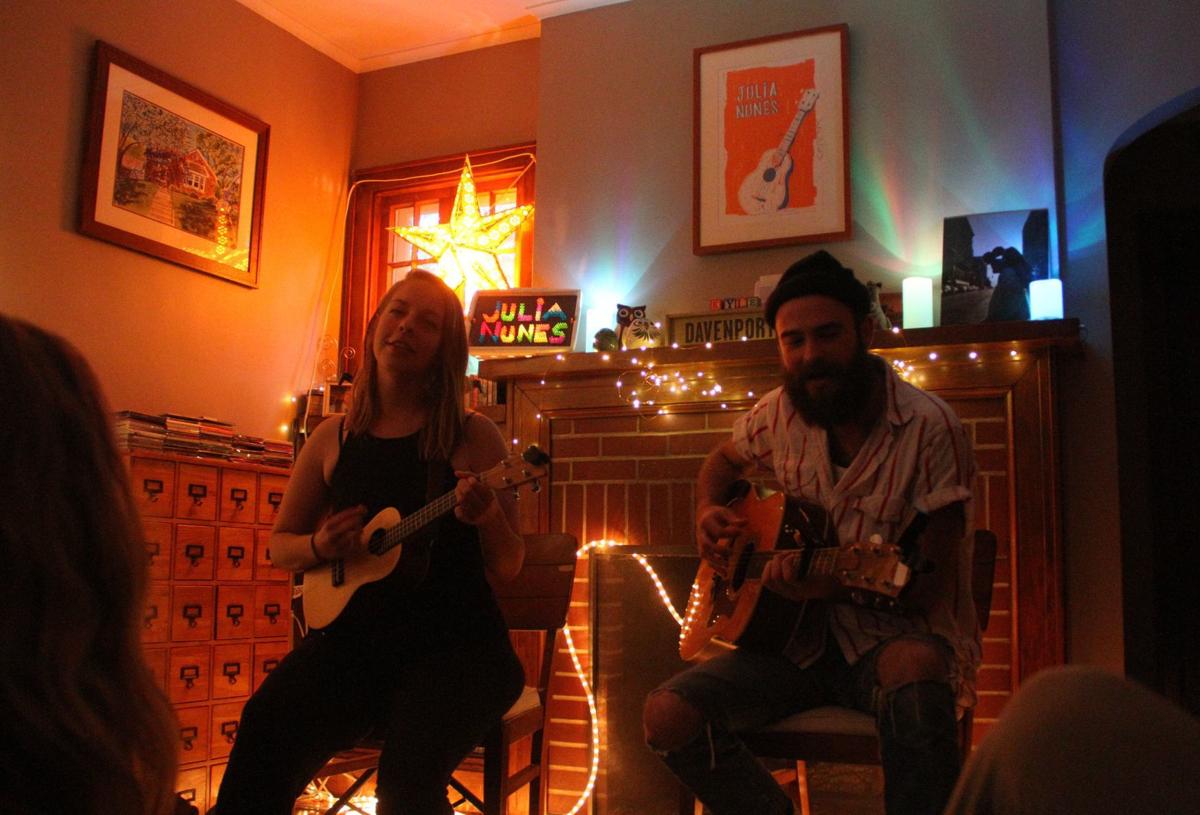 Pull Up A Pillow What S So Special About Living Room Concerts