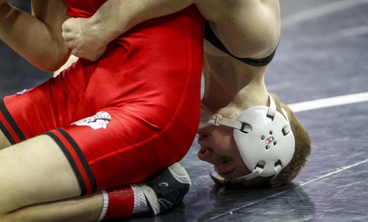 021517-WRESTLING-DUALS-020