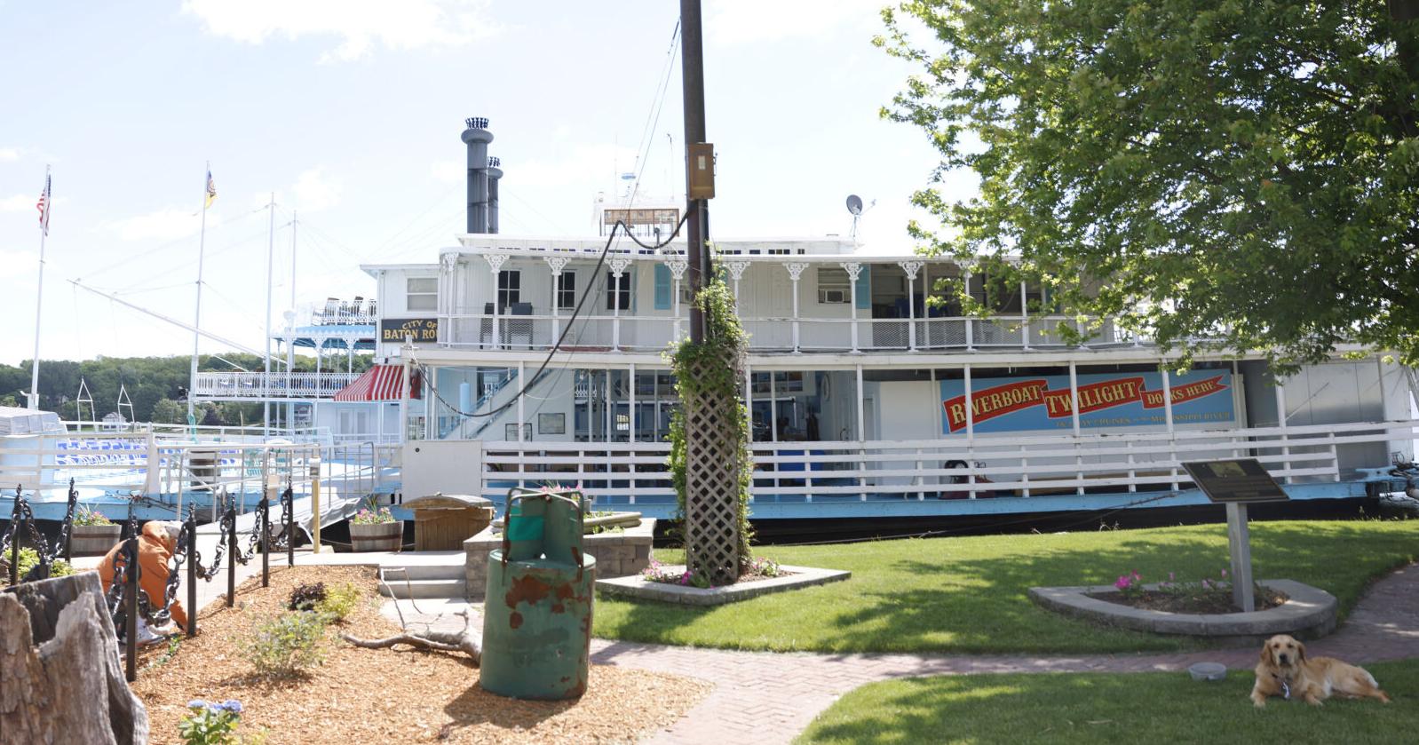 LeClaire-based Riverboat Twilight open for summer - Vimarsana News