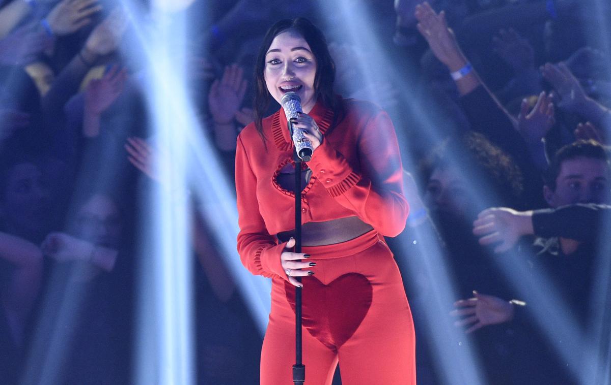 2017 iHeartRadio Music Awards - Show