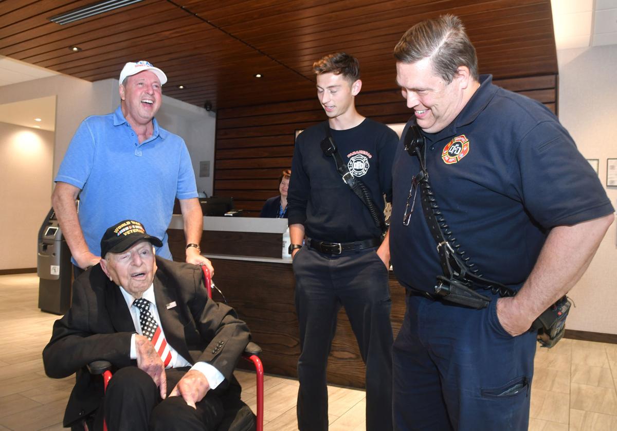 WWII vet stops in Iowa