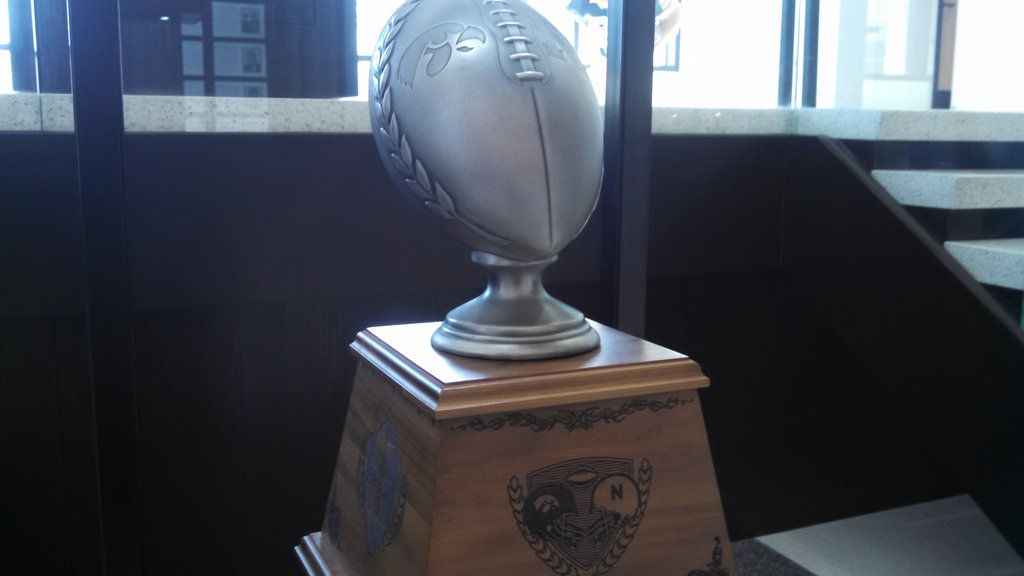 Heroes Trophy