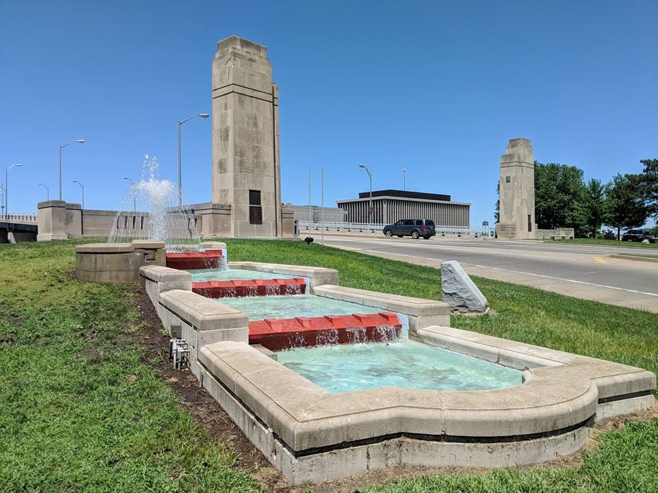 Fountains at base of Centennial Bridge, City of Rock Island, Mayor Mike Thoms