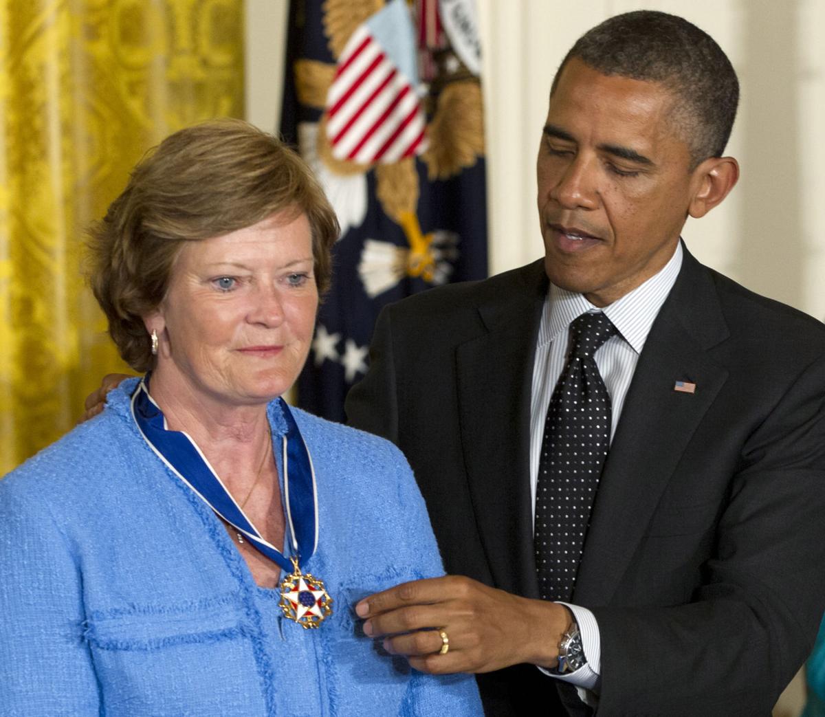 Obit Pat Summitt Basketball