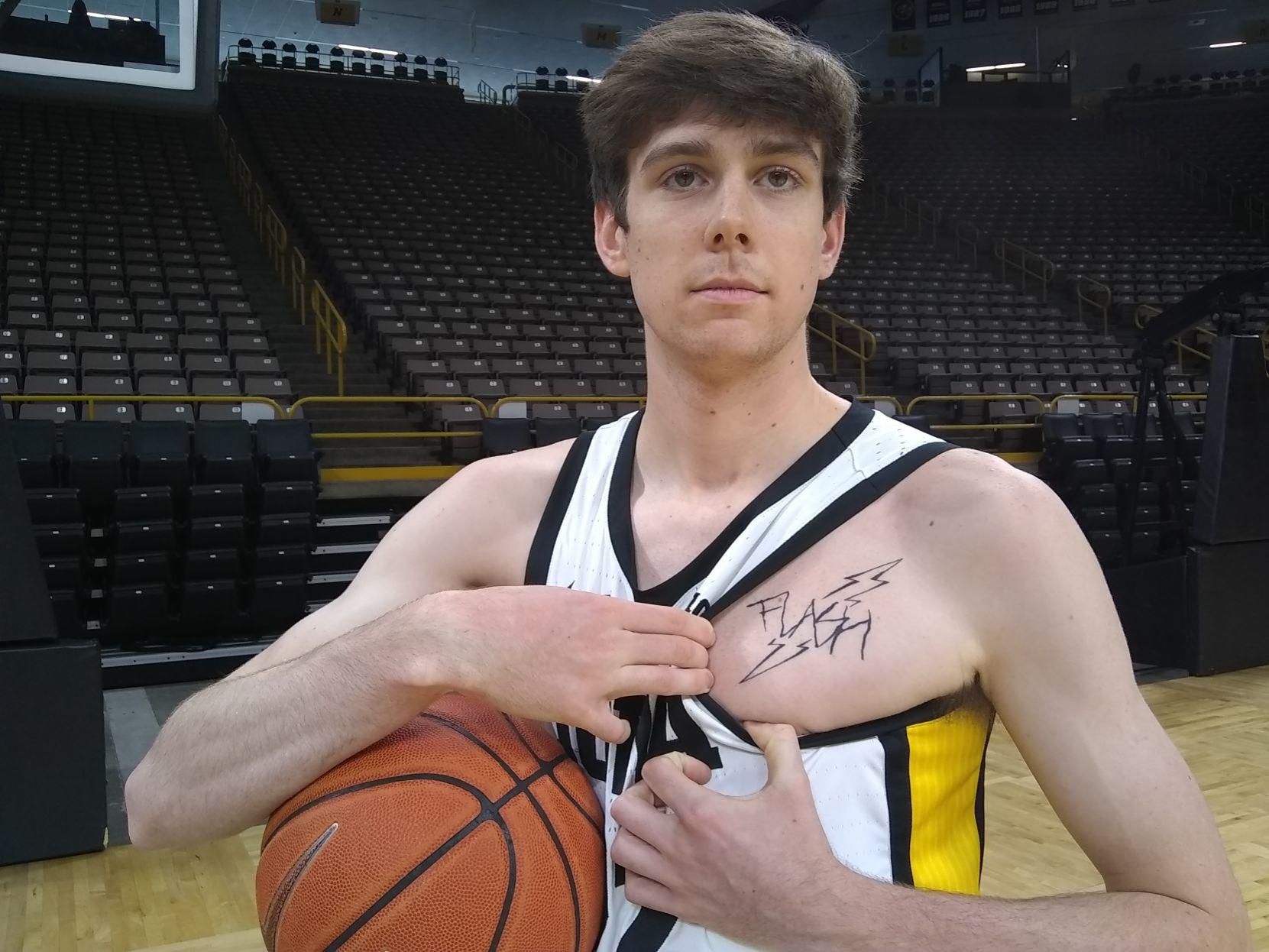 Mccaffery Gets Special Permission To Wear Seaberg S 22 Iowa