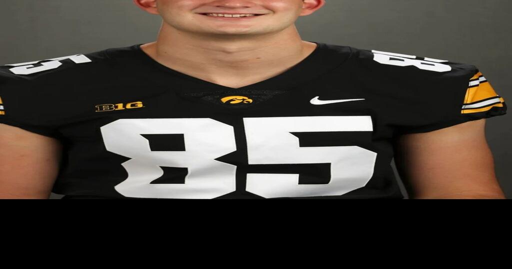 Tight ends fuel Hawkeye passing success