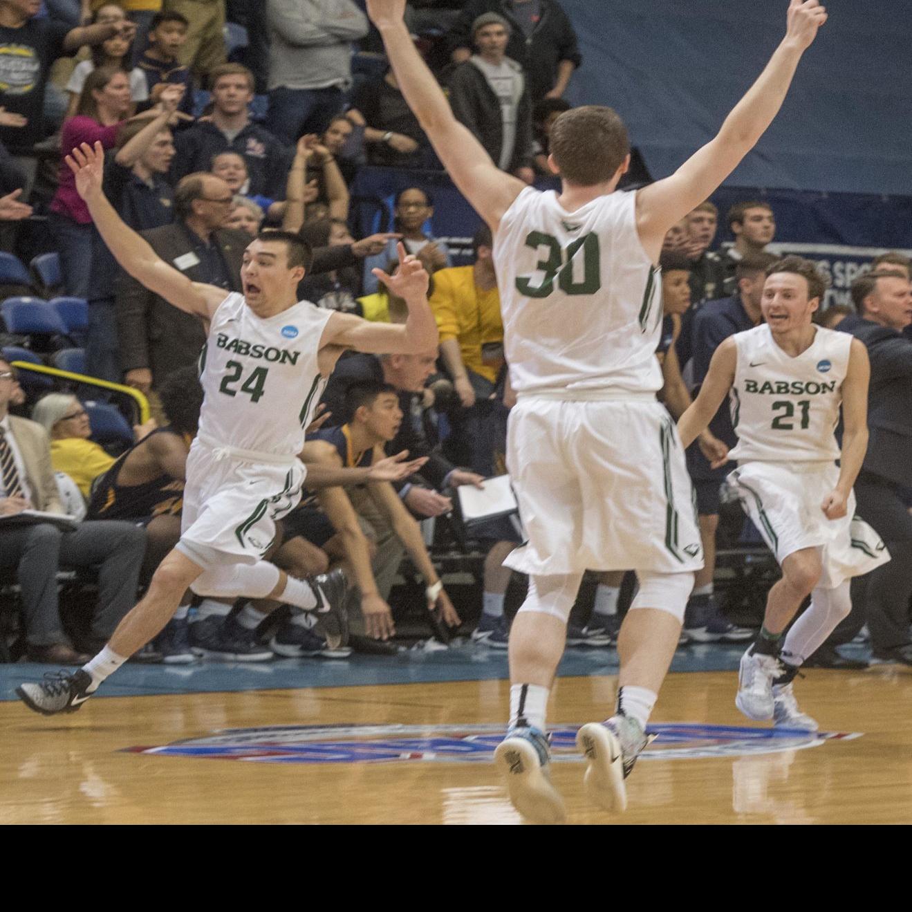 National Champs See A Bright Future For Augustana College Basketball Qctimes Com