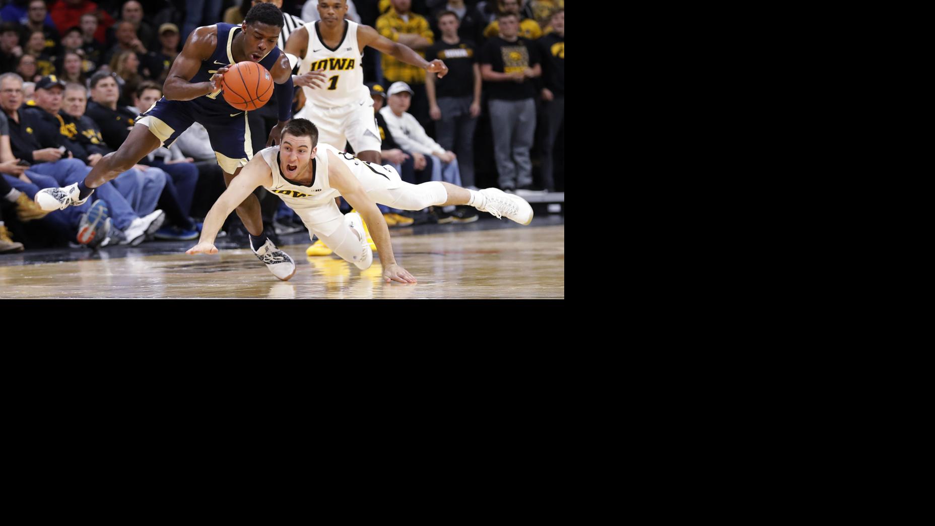 Photos Iowa Basketball 2018 season Iowa Hawkeyes