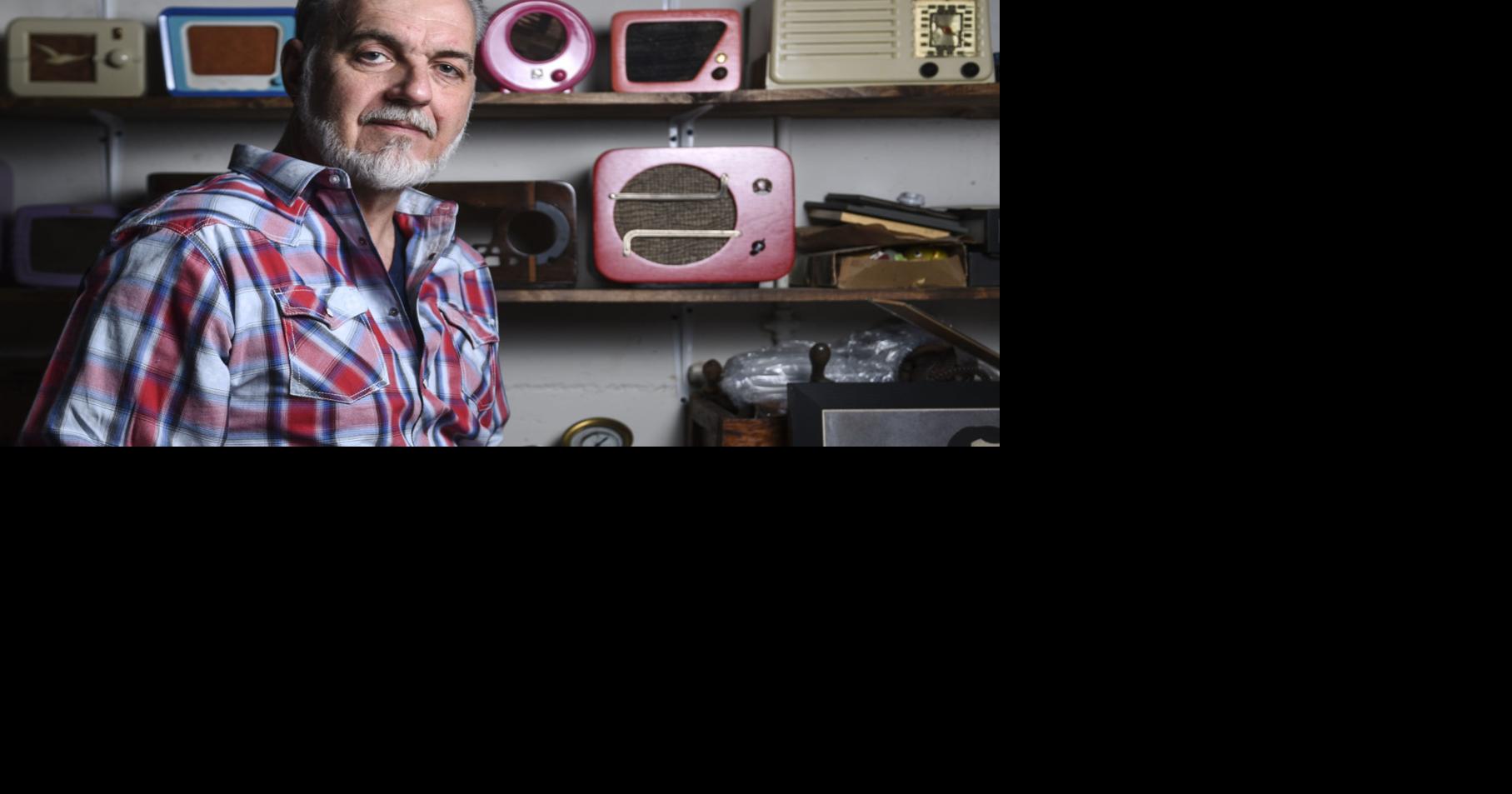 'Each radio tells its own story' Davenport man restores antique radios