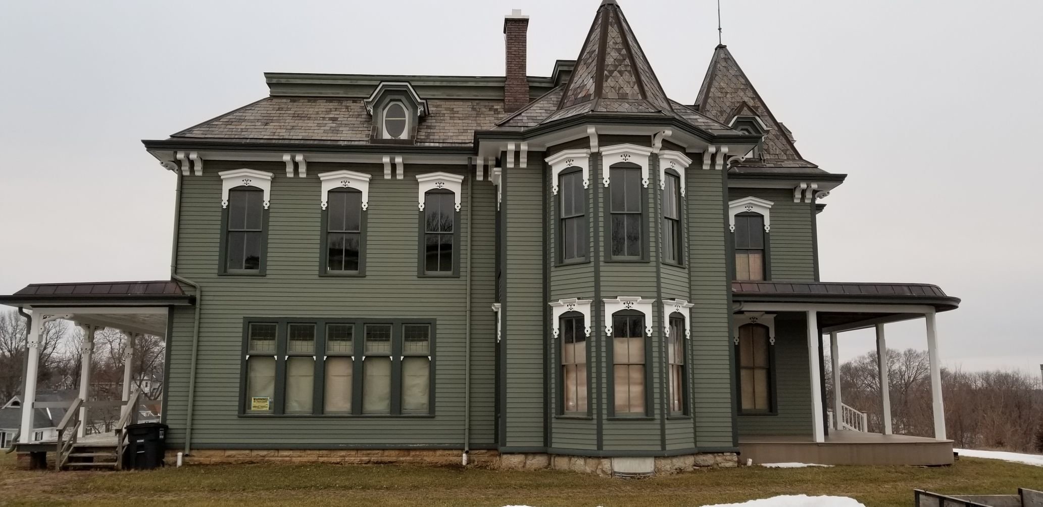 red roof grand mansion