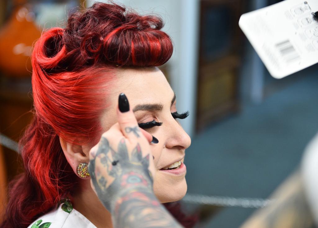 Going Retro True Pinups Quad Cities Celebrates Friendship And