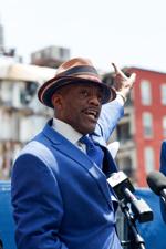 060723-qc-nws-presser-15.jpg