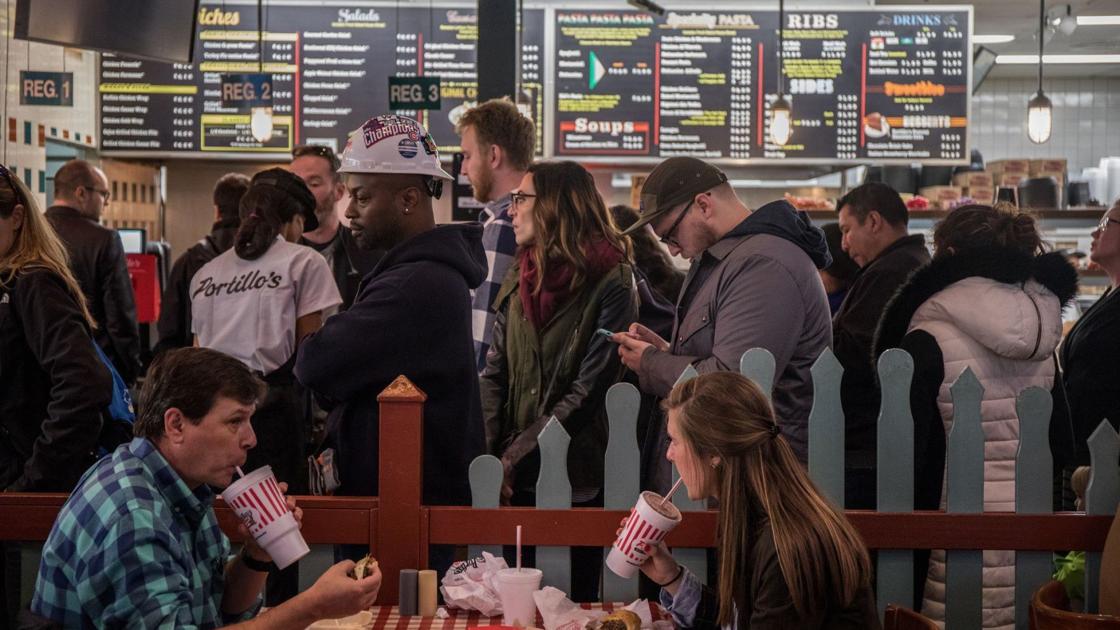 Portillo’s to go public with its shares | Business & Economy Portillo’s to go public with its shares | Business & Economy