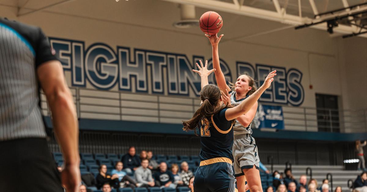 St. Ambrose womens basketball has a new coach, new approach