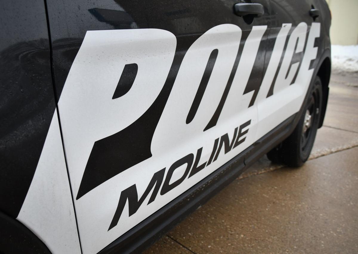 Moline-Police-logo.jpg