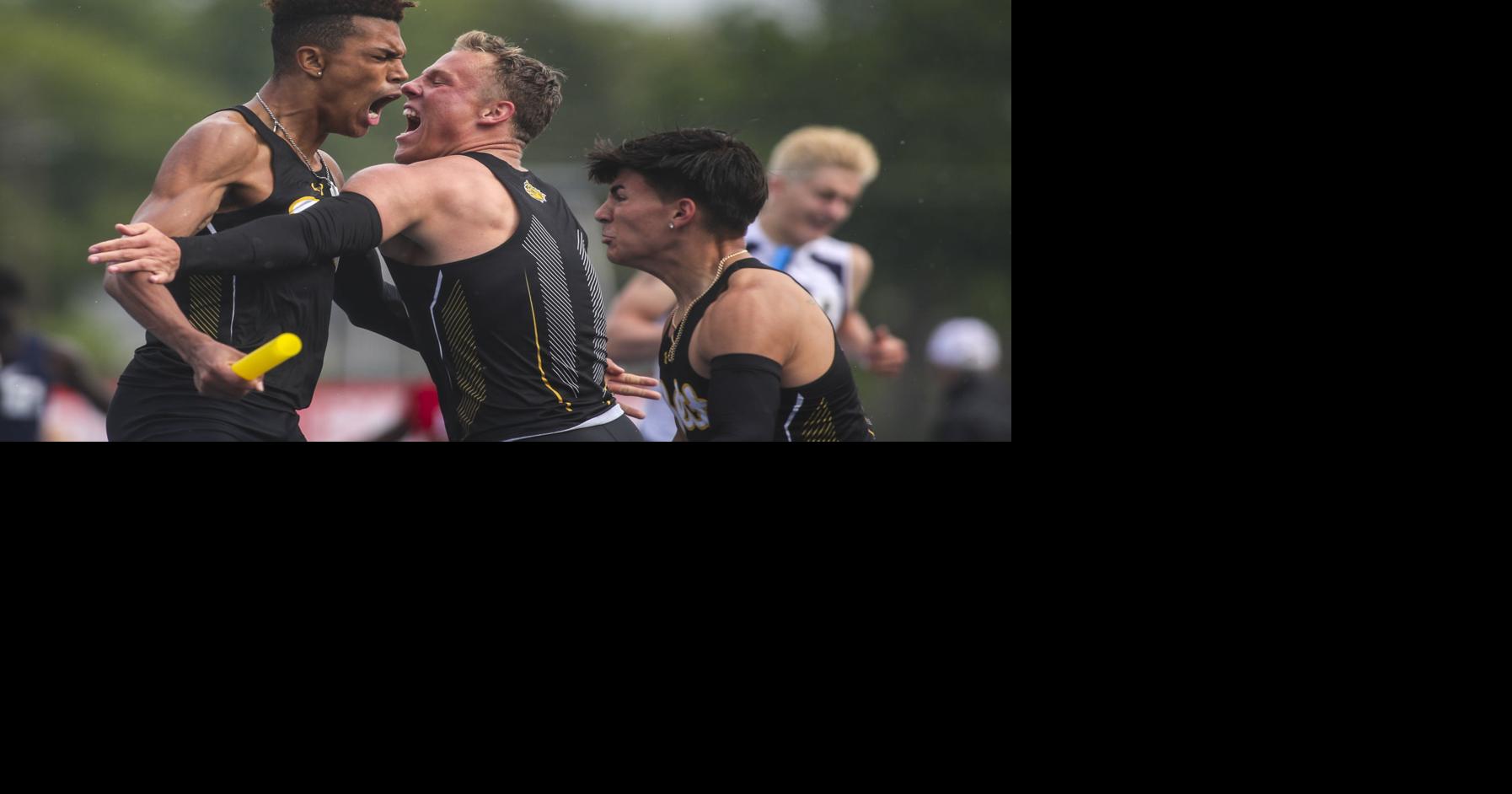 Photos: Iowa coed state track and field — Saturday
