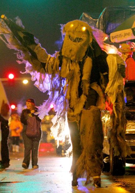 Davenport Halloween Parade | News - Local and National | qctimes.com