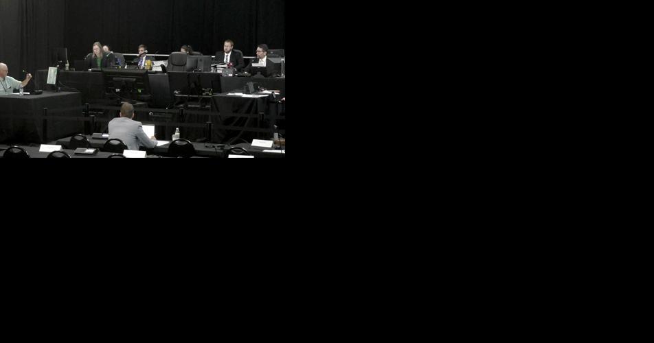 What is the future of the proposed carbon pipelines in Iowa? - Vimarsana News