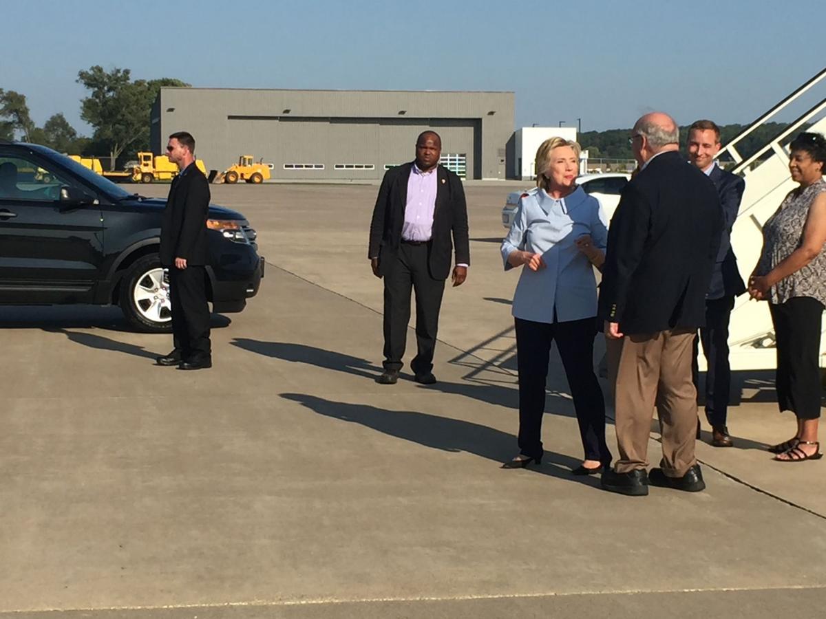 Hillary Clinton tarmac