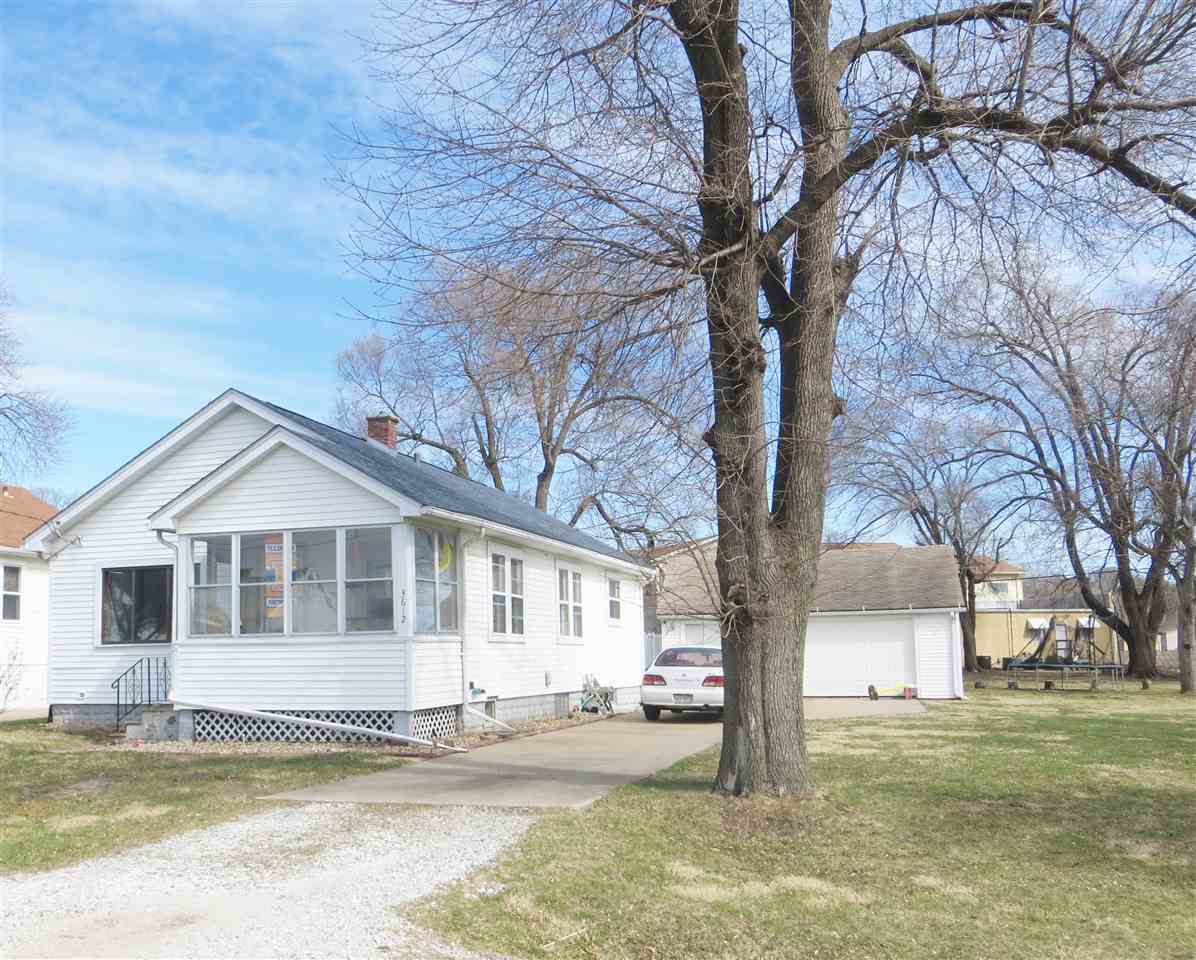2 Bedroom Home in Moline - $84,900