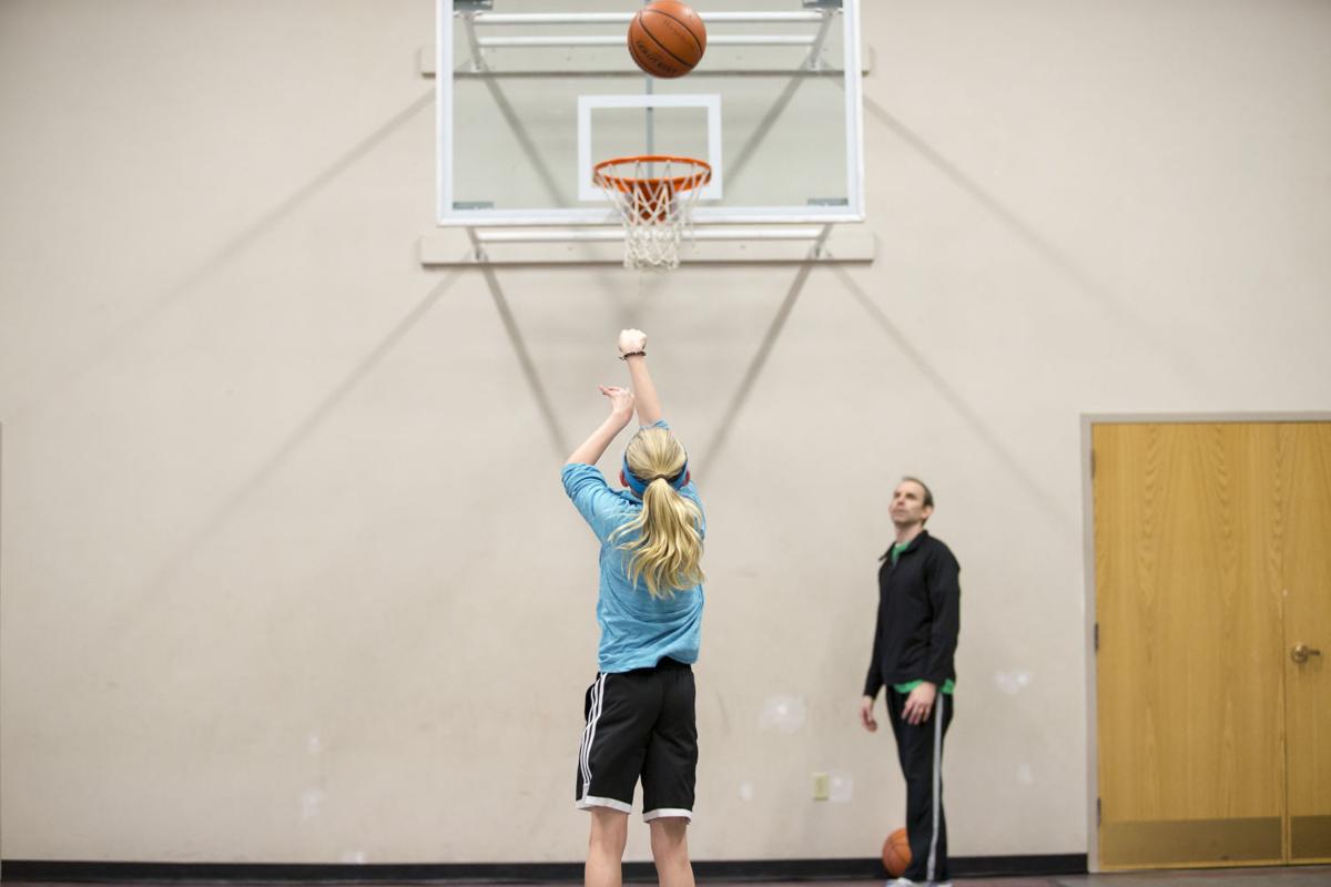Long Grove girl contends for national free throw title Basketball