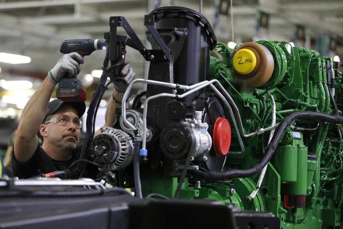 Deere's Waterloo plants builds its 2 millionth engine