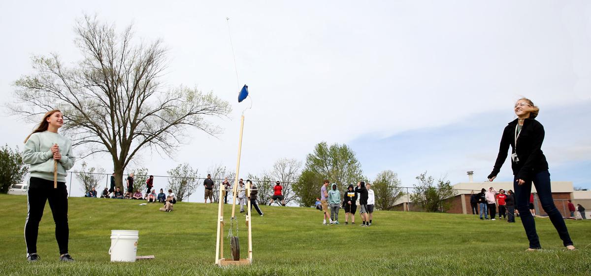Launching eggs