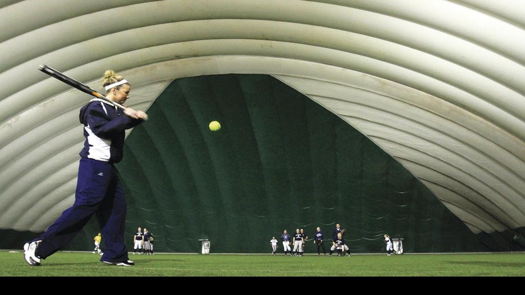 Bees take full advantage of Ambrose Dome St. Ambrose Sports
