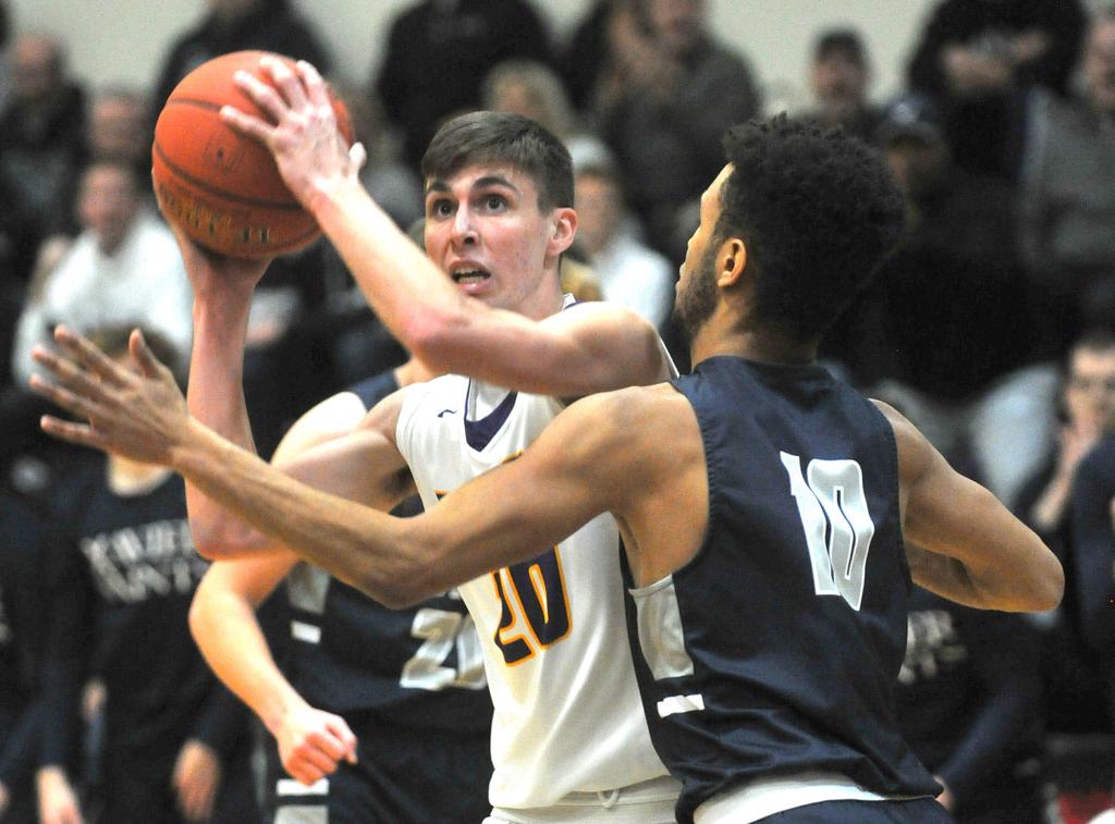 Mcaleer And Kinney Lead Sabers Into Substate Finals High School