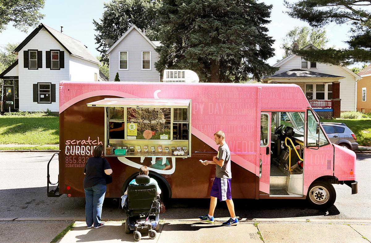 Food Trucks Trailers And Carts Local News Qctimes Com