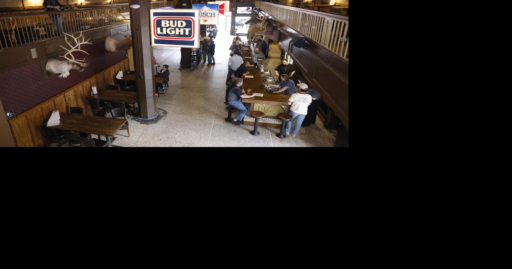 Moline’s Nashville-themed bar, Late Rider, closes after five months in business