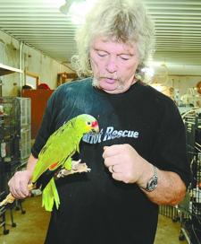 Letts man helps rescue birds from rescuer | Local News | qctimes.com