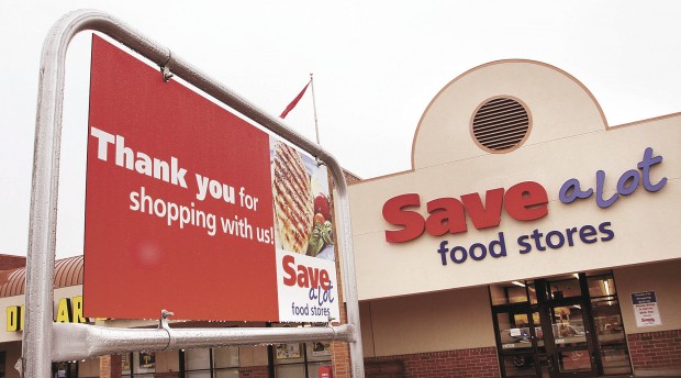 couple opens 3rd save a lot grocery store economy couple opens 3rd save a lot grocery store economy