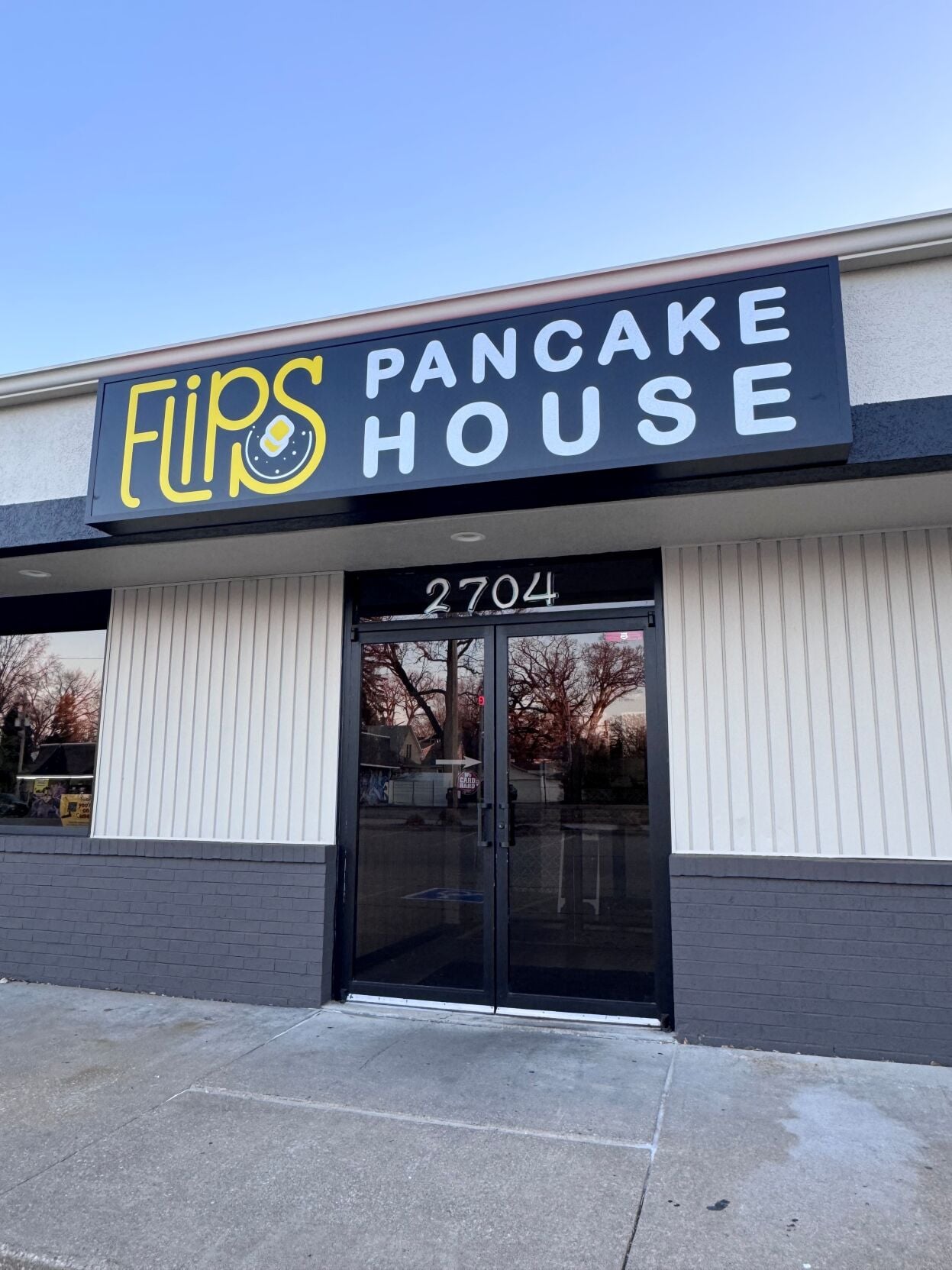 Flip's Pancake House 6.jpg