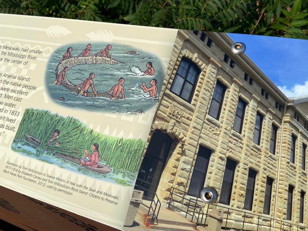 River Action S New Signs Tell Quad Cities History Local News Qctimes Com