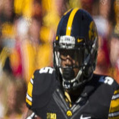 Former Hawkeye S Death Shocks Iowa Program Hawkmaina Qctimes Com