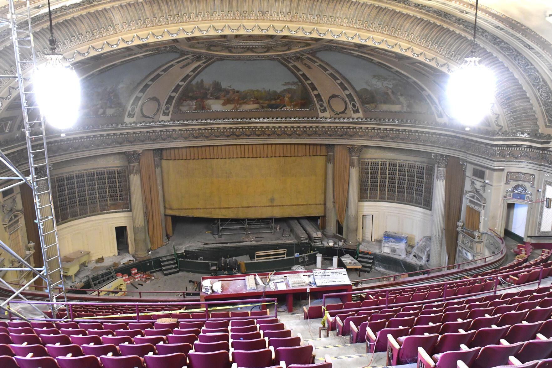 Photos Renovation of Kahl Lofts and Capitol Theater in Davenport (July