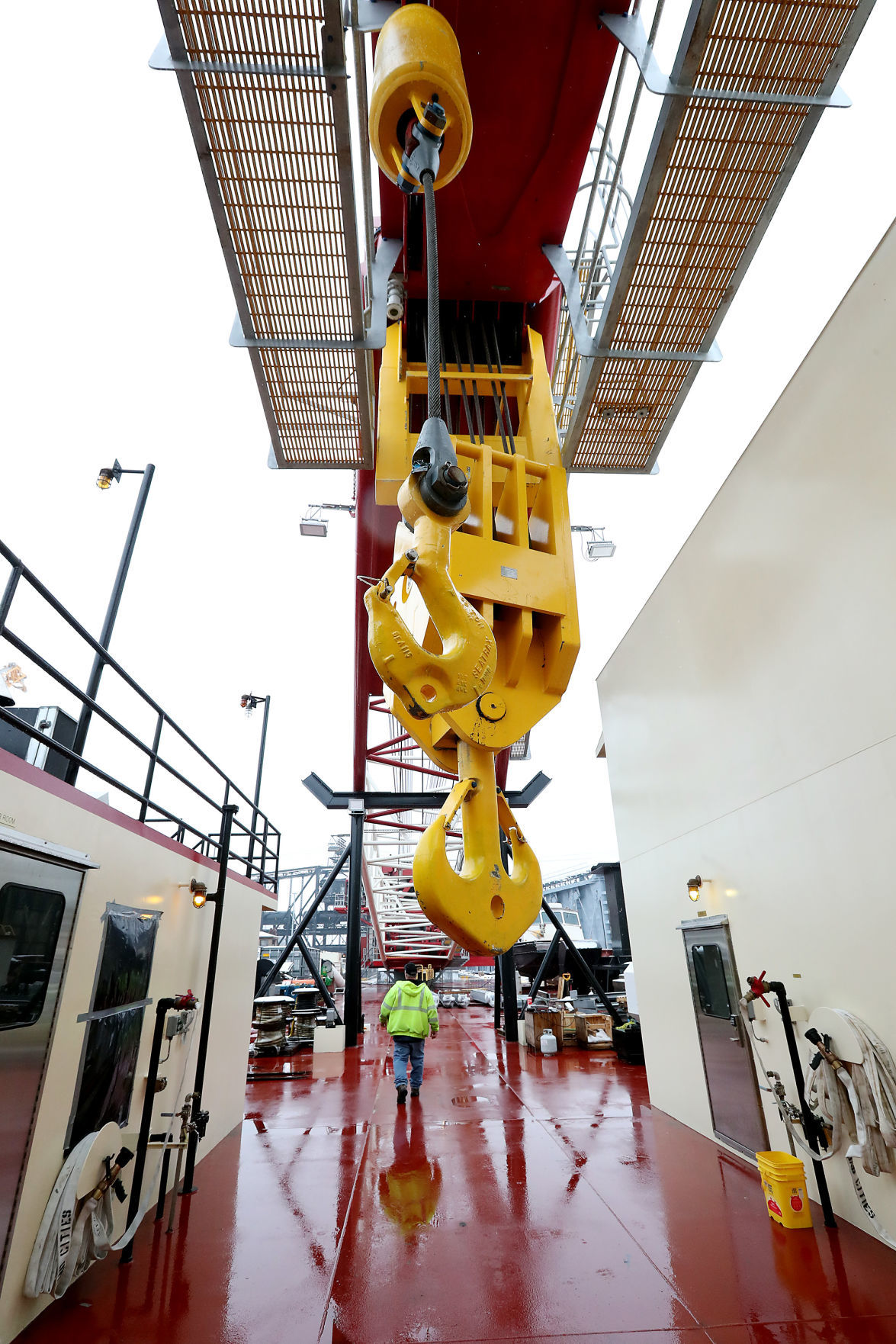 New 33 million crane replacing lock gates Local News