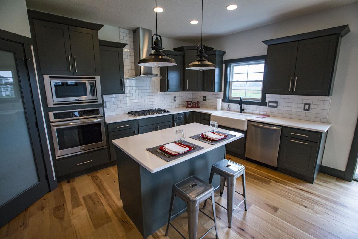 Spring Preview of Homes