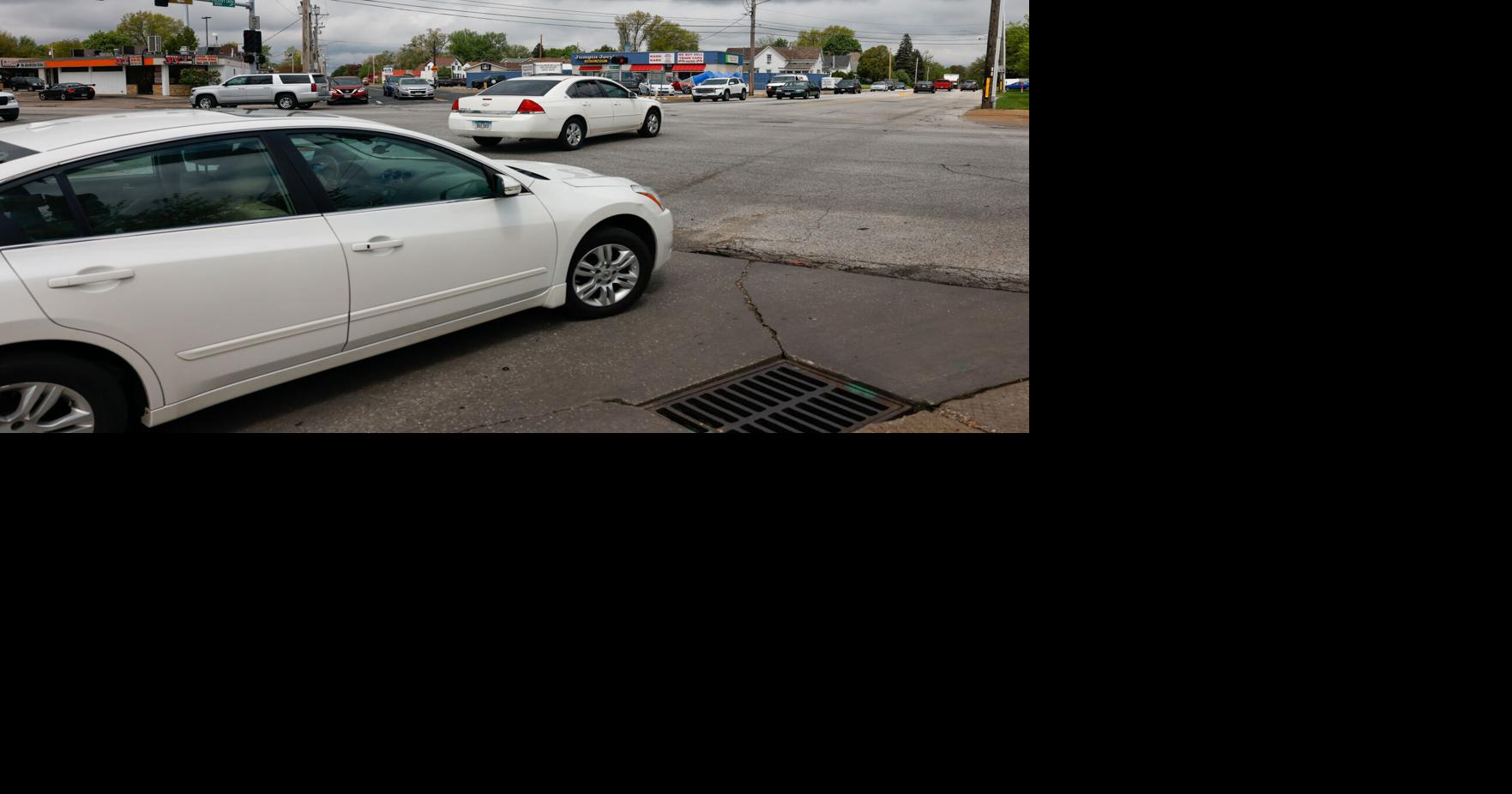 A new car wash at Davenport's Five Points with no left turns permitted?