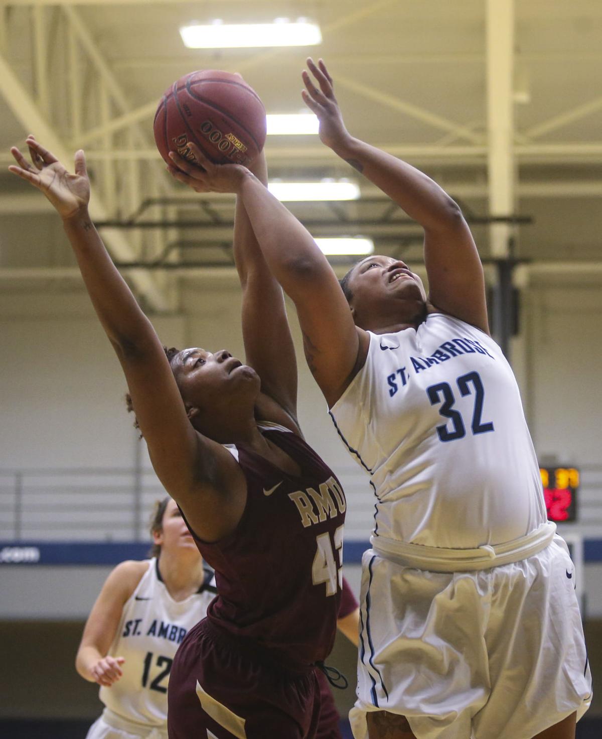 Photos Robert Morris women's basketball at St. Ambrose College