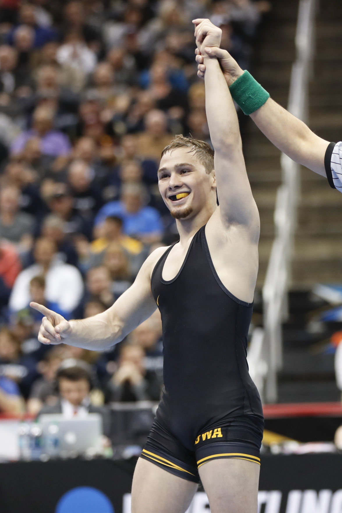 Hawkeyes' Lee pointed in the right direction Hawkmaina