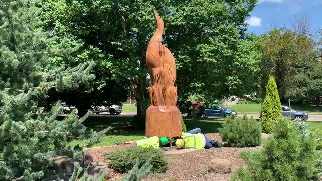 Watch Now Vander Veer S New Sculpture Local News Qctimes Com